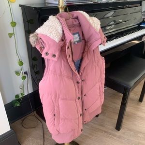 Fat Face vest size US 6